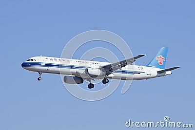 Southern Airlines B-6398 Airbus A321 is landing in Beijing. Editorial Stock Photo